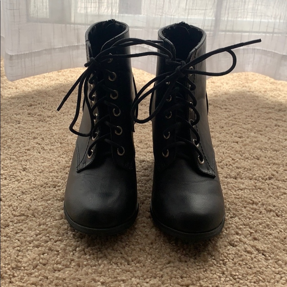 Diba Boots